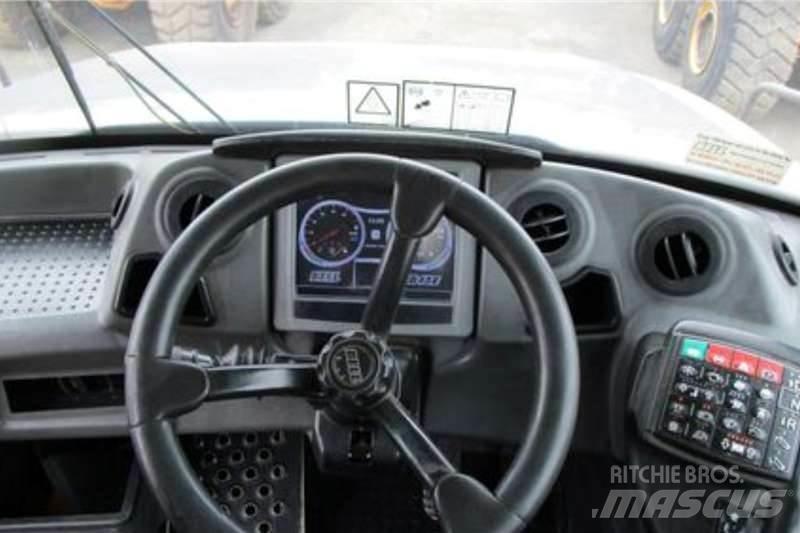Bell B45E Caminhões articulados