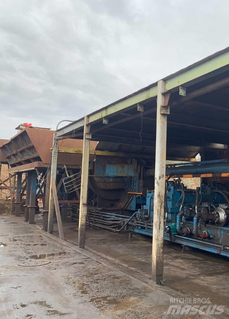 Taurus TS852 Enfardadeiras industriais
