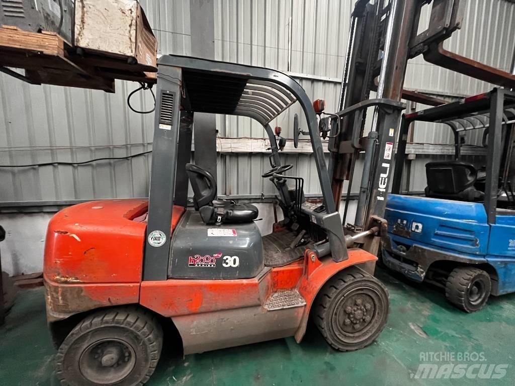 Heli CPCD 30 Empilhadores Diesel