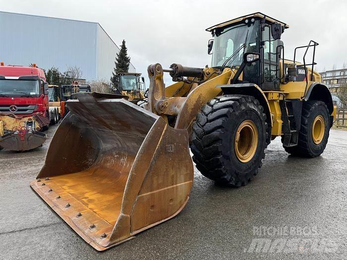 CAT 966M Carregadeiras de rodas
