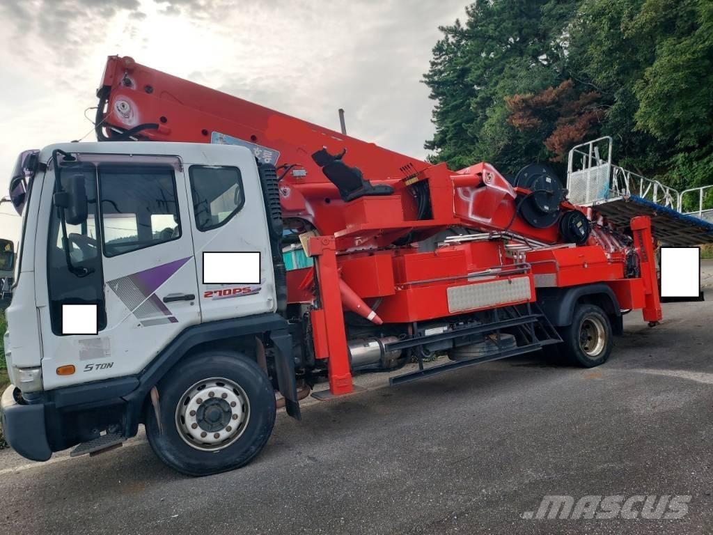 Horyong SKY450 Plataformas aéreas montadas em camião