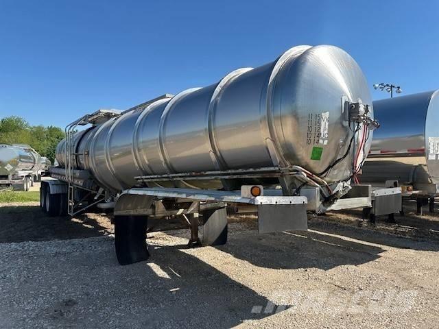  NOVA MC307 7000 GAL Reboques cisterna