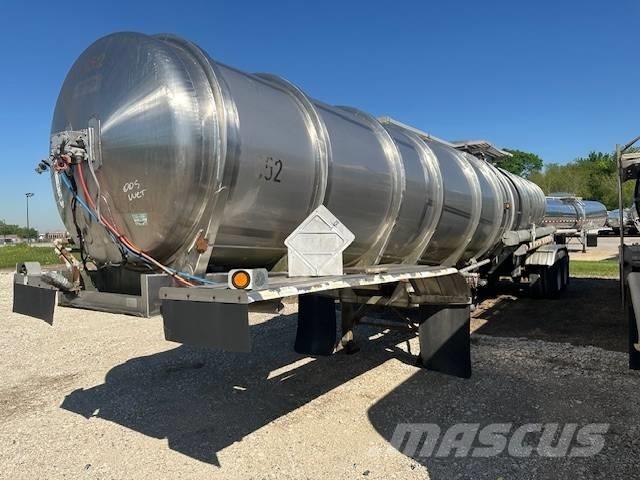  NOVA MC307 7000 GAL Reboques cisterna