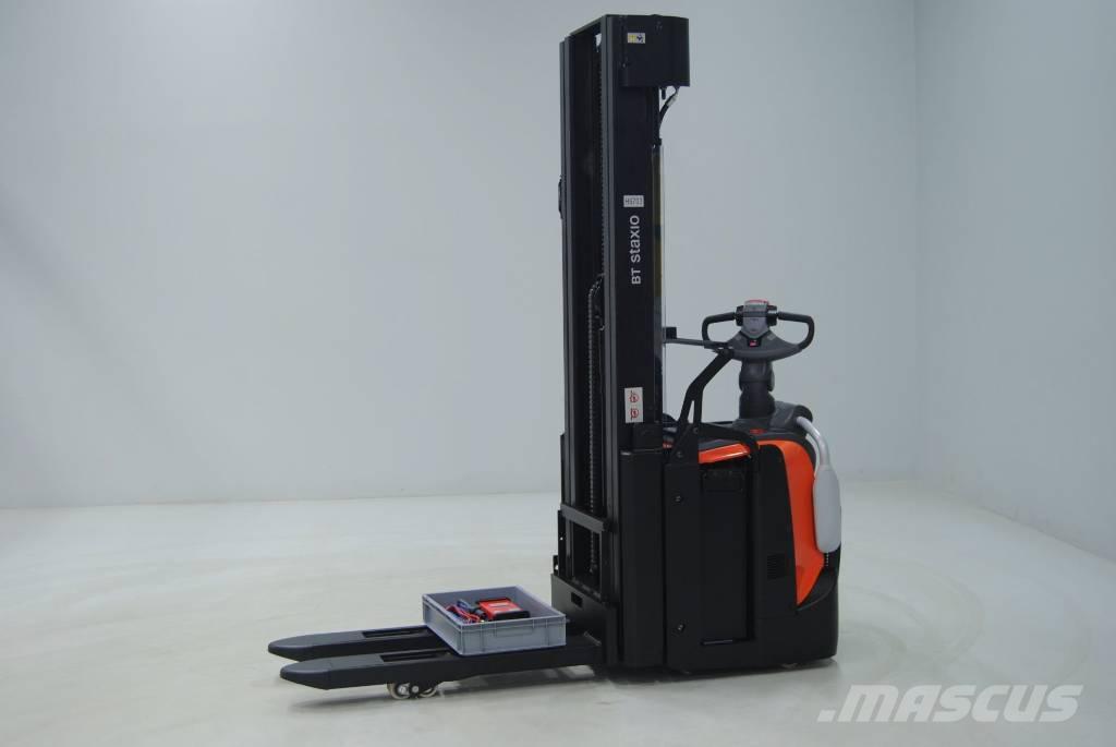 Toyota SPE160L Empilhador para operador externo