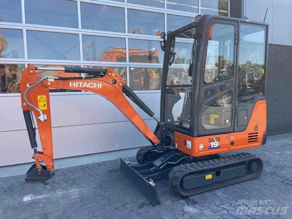 Hitachi ZX19-6 Miniescavadeiras