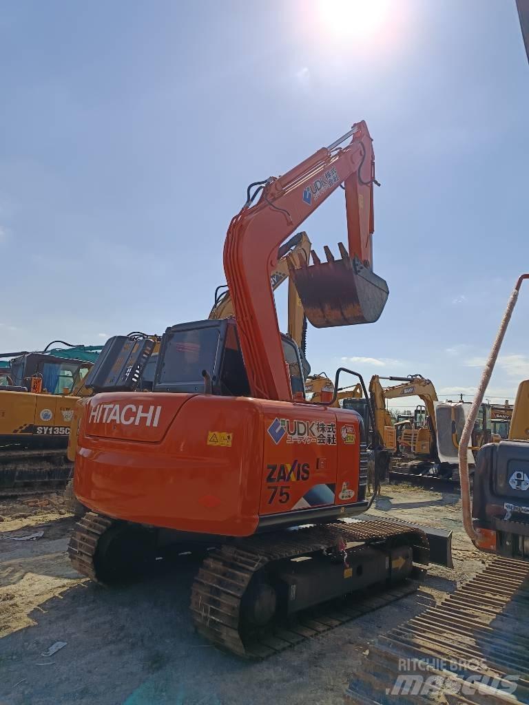 Hitachi ZX 75 Escavadoras Midi 7t - 12t