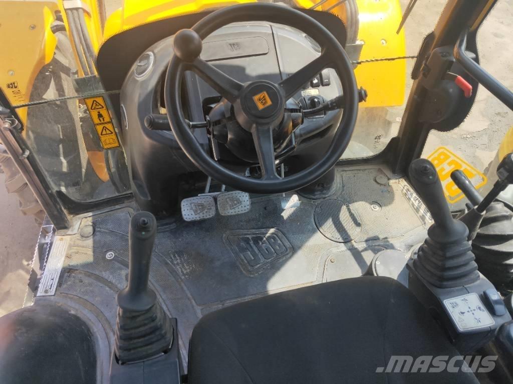 JCB 4CX Retroescavadeiras