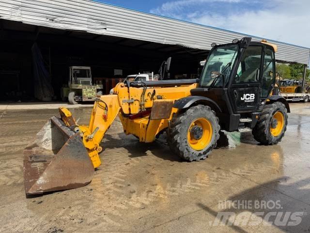 JCB 540-140 Manipulador telescópico