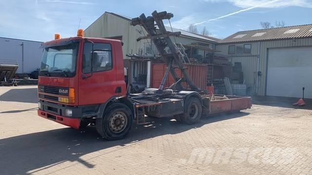 DAF CF 65.210 Caminhões de caixa fechada