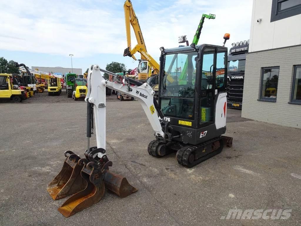 Bobcat E17 Miniescavadeiras