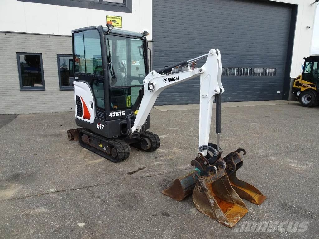 Bobcat E17 Miniescavadeiras