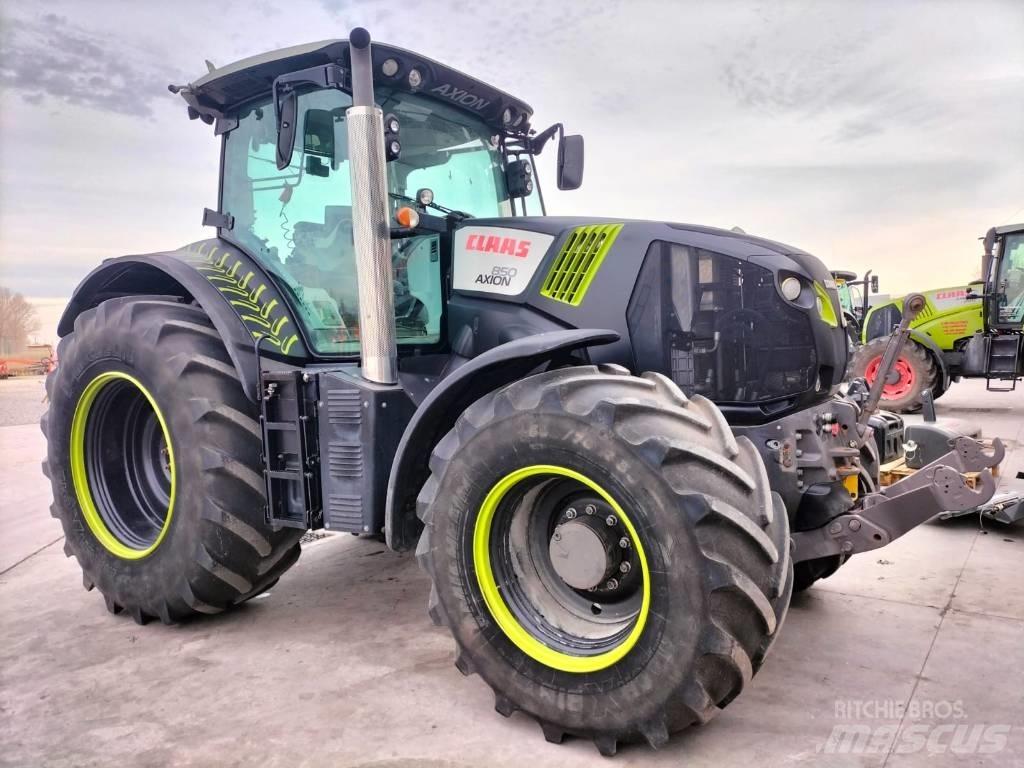 CLAAS Axion 810 Tratores Agrícolas usados