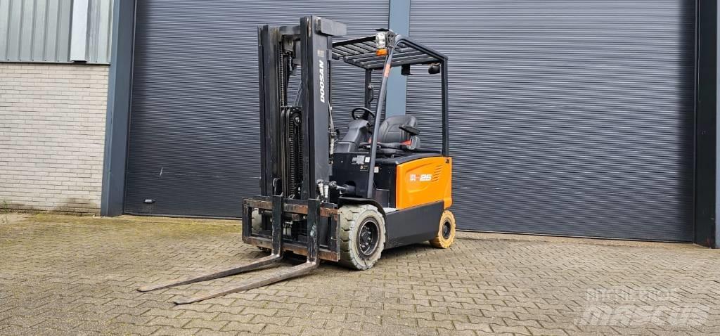 Doosan B 25 X-7 Empilhadores eléctricos