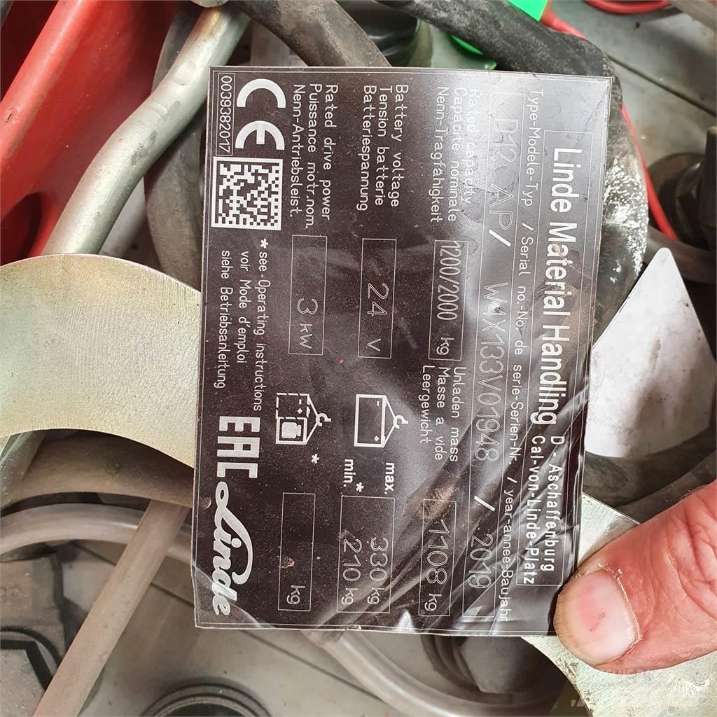 Linde D12AP Empilhador para operador externo