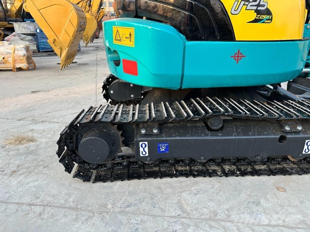 Kubota U 25 Miniescavadeiras