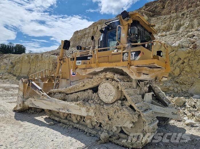 CAT D8T Dozers - Tratores rastos