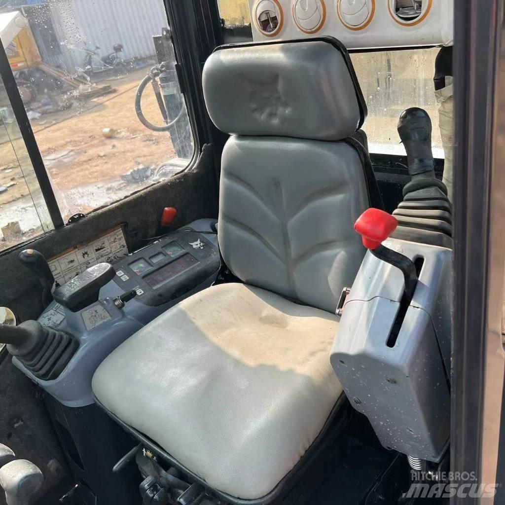 Bobcat 331 Miniescavadeiras