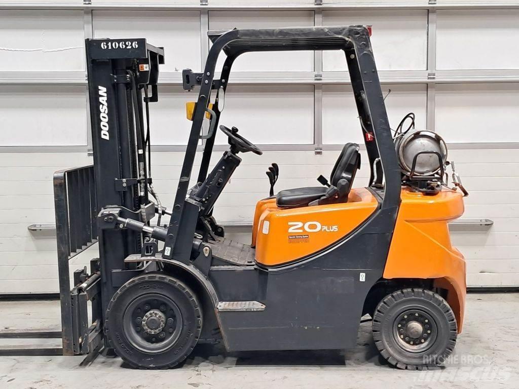 Doosan G20GP Empilhadores a gás