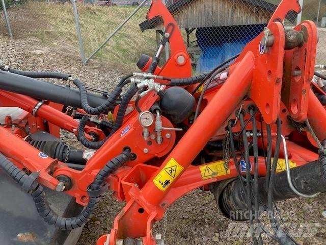 Kuhn FC 8830 D Gadanheiras-Condicionadoras