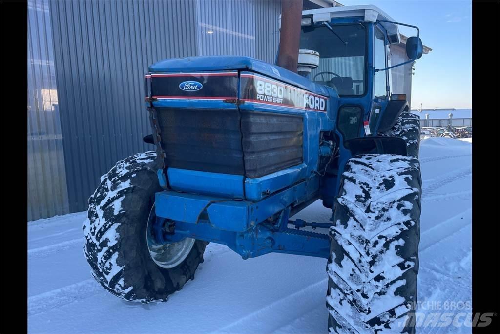 Ford 8830 Tratores Agrícolas usados