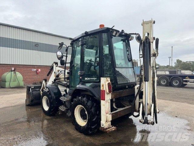 JCB 3CX Compact Retroescavadeiras