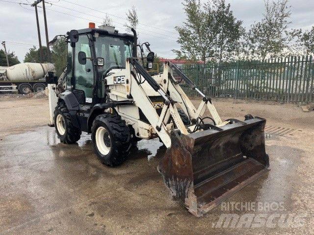 JCB 3CX Compact Retroescavadeiras