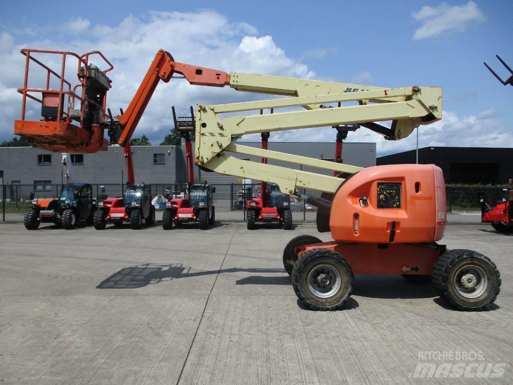 JLG 450 AJ (193) Plataformas de braço compactas auto-propulsão