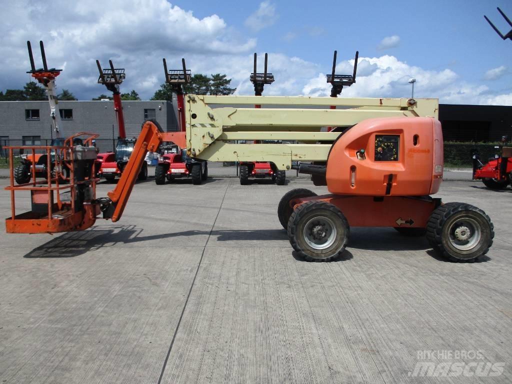 JLG 450 AJ (193) Plataformas de braço compactas auto-propulsão