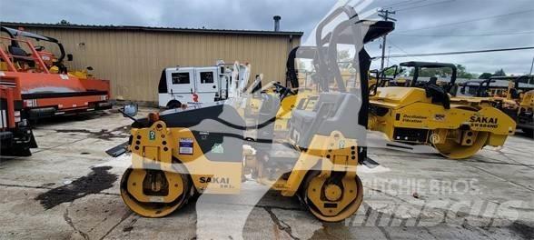 Sakai SW354 Cilindros Compactadores monocilíndricos