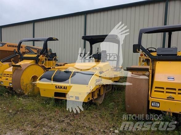 Sakai SW884ND Cilindros Compactadores monocilíndricos