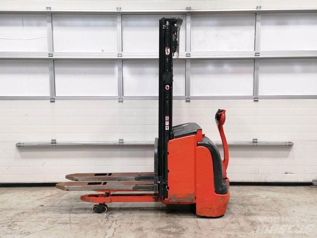 Linde L14I Empilhador para operador externo