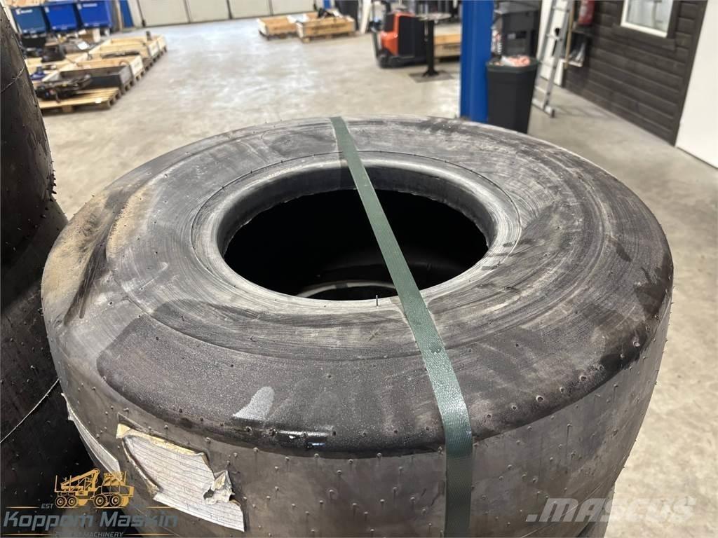 Rottne EGS 26x12 Pneus