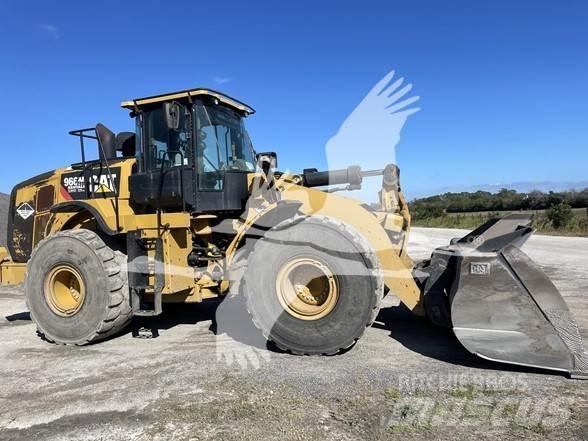 CAT 966M Carregadeiras de rodas