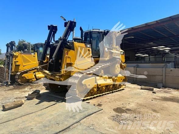 CAT D8T Dozers - Tratores rastos