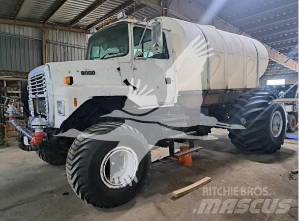 Ford 8000 Auto-tanques