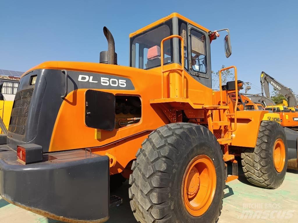 Doosan DL505 Carregadeiras de rodas
