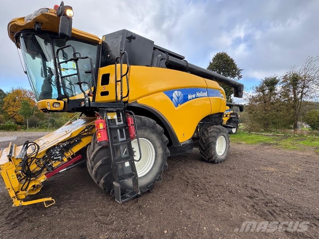 New Holland CX 8070 Ceifeiras debulhadoras