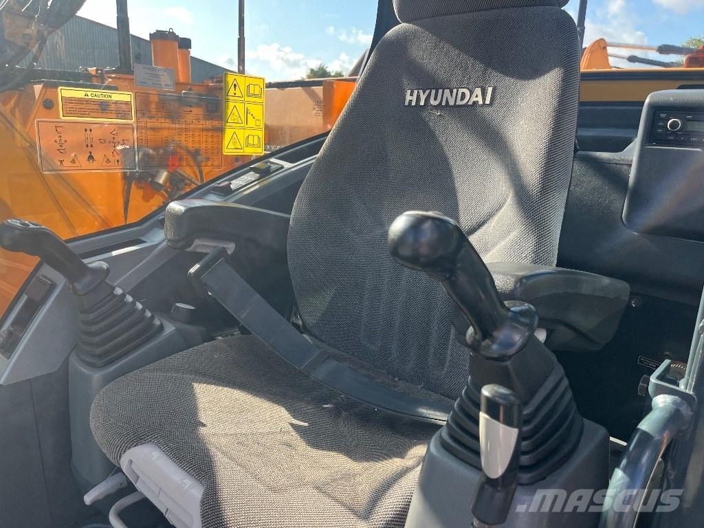 Hyundai HX130LCR Escavadeiras de esteiras