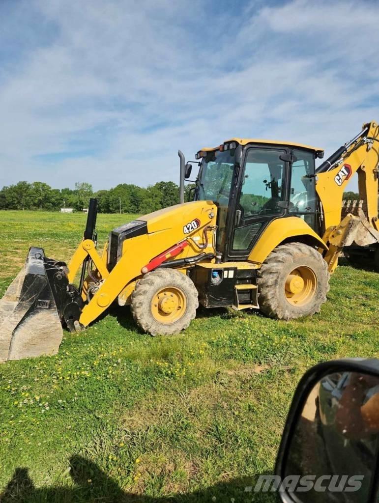 CAT 420 Retroescavadeiras
