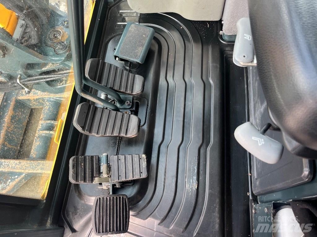 Hyundai R30 Z-9AK Miniescavadeiras