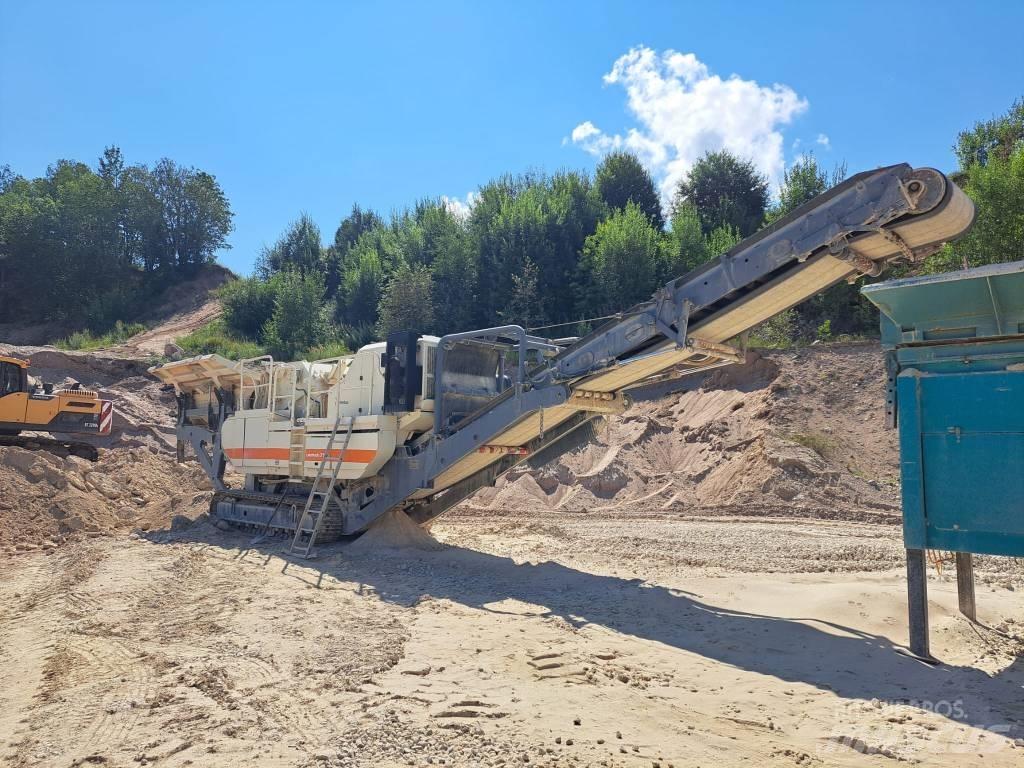 Metso NP 1110M Britadores móveis