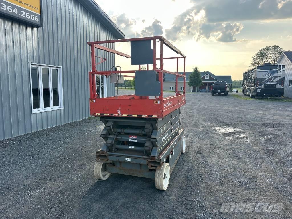 SkyJack SJ 4632 Elevadores de tesoura