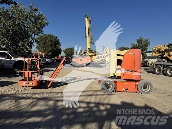 JLG E300AJP Elevadores braços articulados