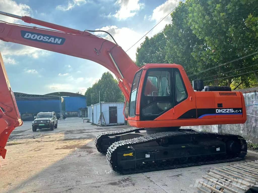 Doosan 225 Escavadeiras de esteiras