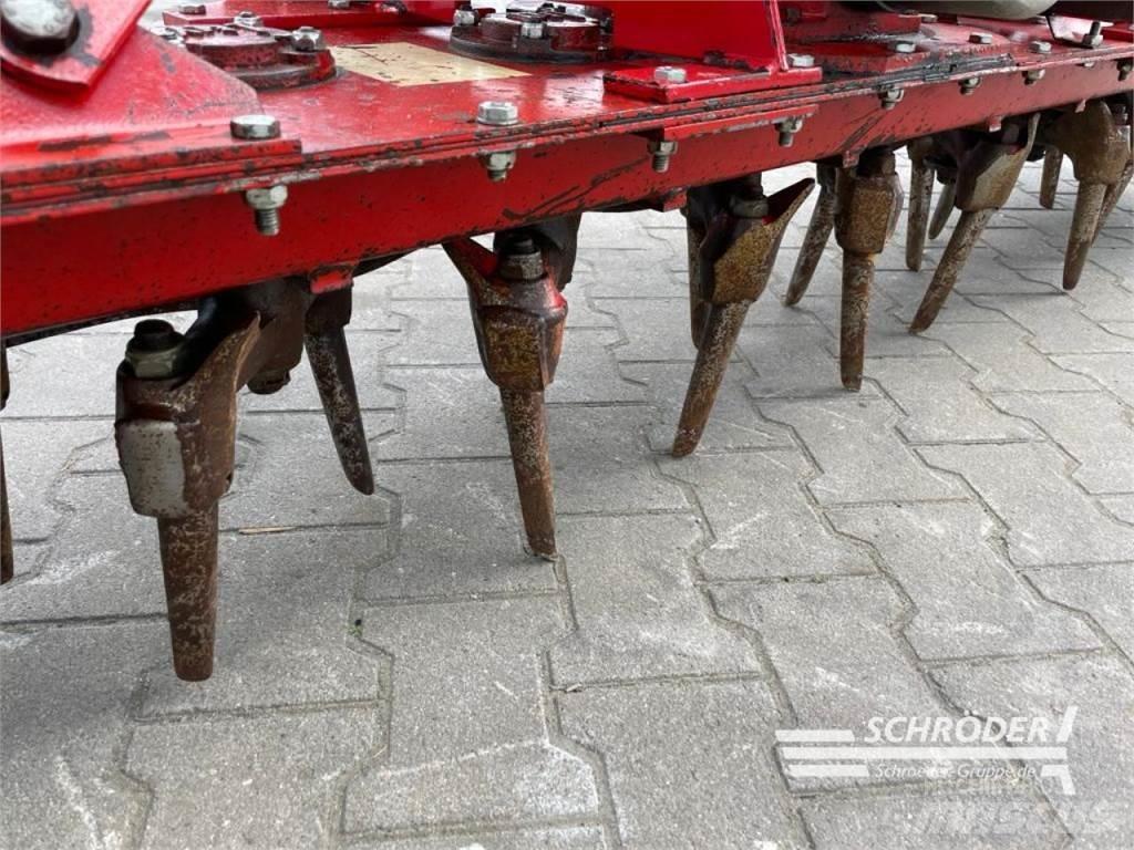 Lely 3,00 M Perfuradoras combinadas