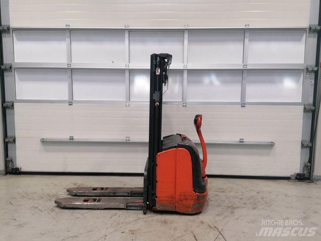 Linde L14 Empilhador para operador externo