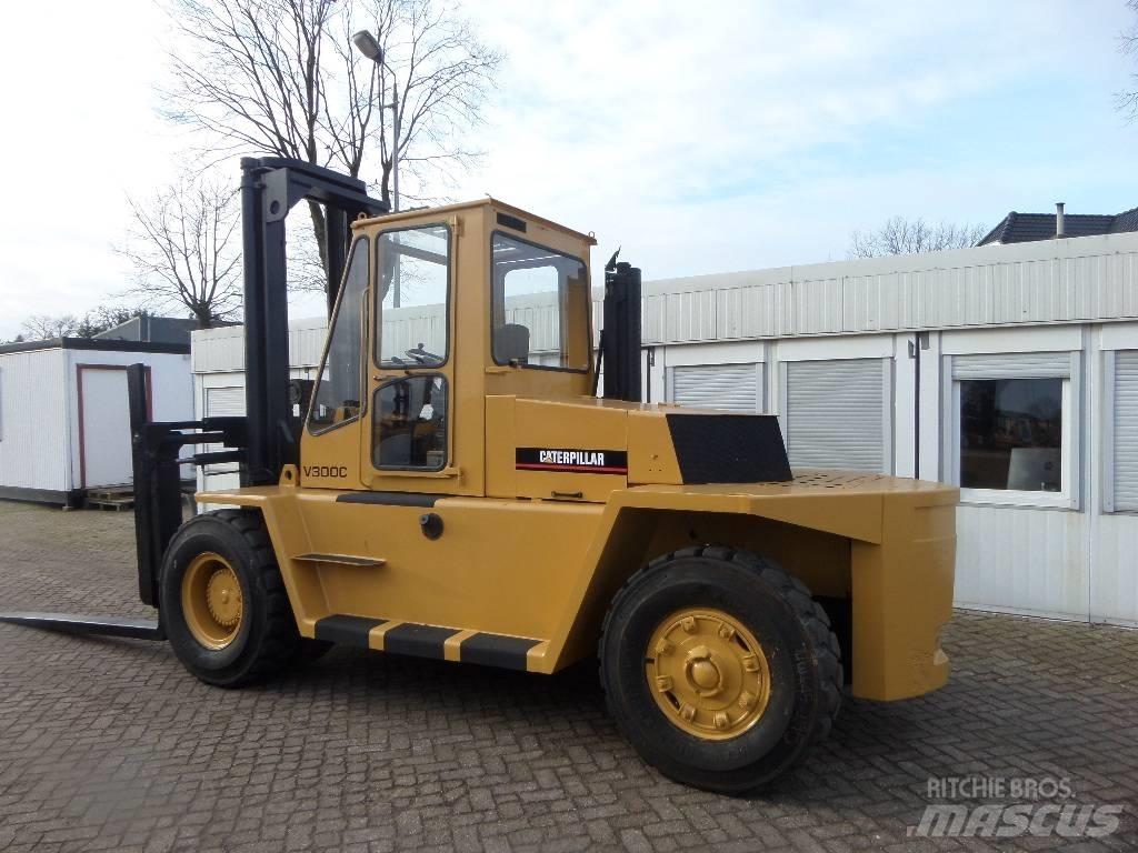 CAT V 300 C Empilhadores Diesel