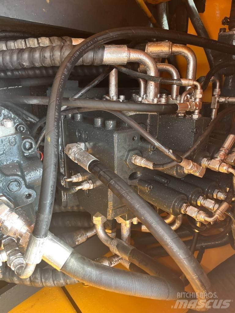 Hyundai 220LC-9S Escavadeiras de esteiras