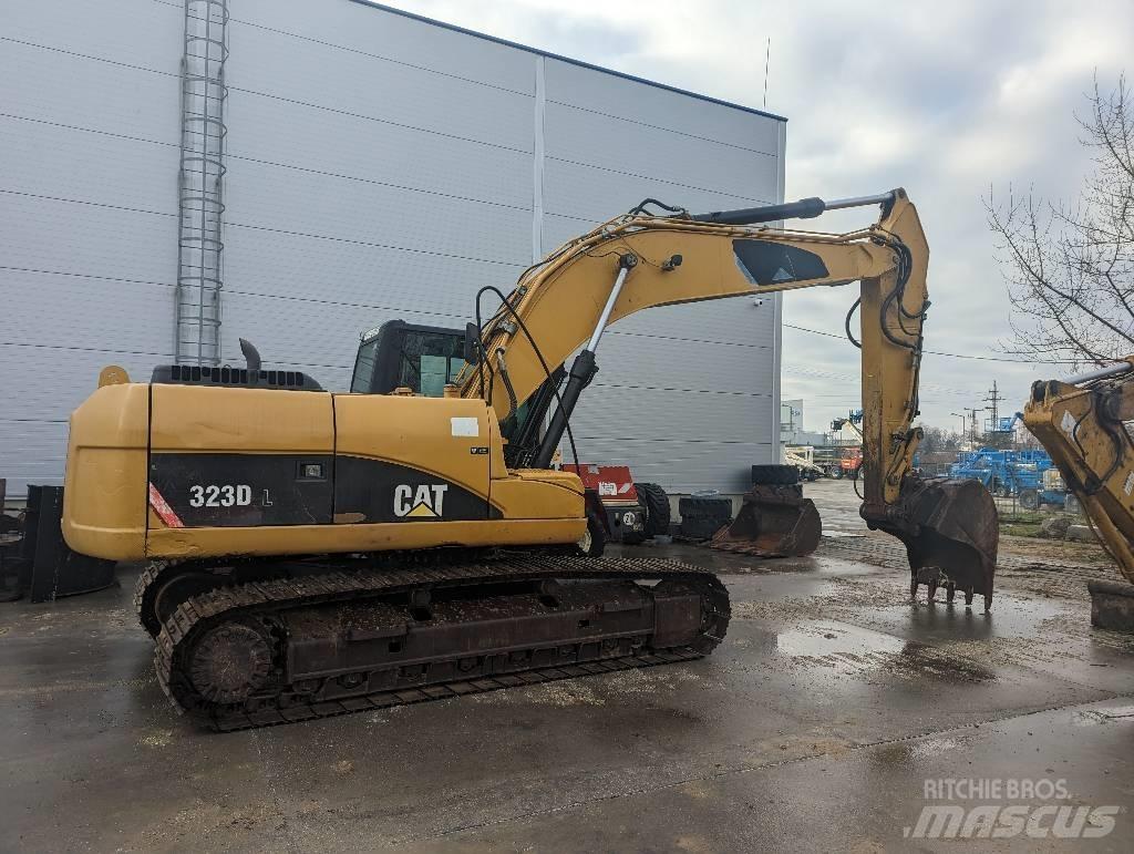 CAT 323 D Escavadeiras de esteiras