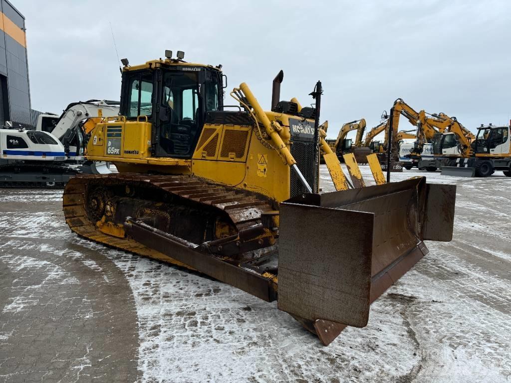 Komatsu D65PX-18 Dozers - Tratores rastos